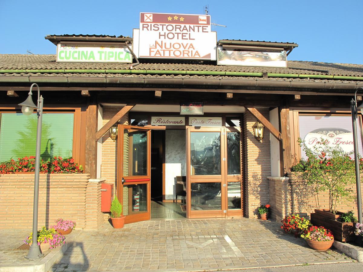 Hotel Ristorante La Nuova Fattoria Carsoli Exterior foto